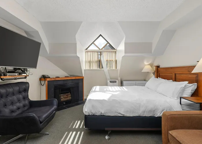Cheap hotel: Whistler Village Centre By Whiski Jack